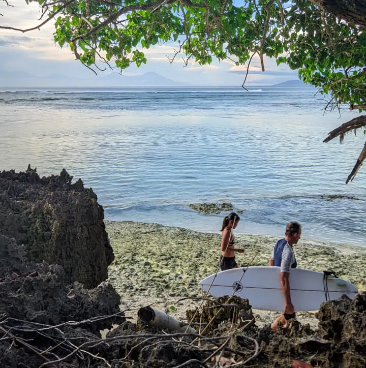 G Land Banyuwangi Destinasi Surfing Legendaris