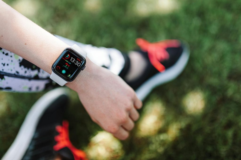 Mengungkap Fungsi Utama Smart Watch bagi Penggemar Olahraga 3 Mengungkap Fungsi Utama Smart Watch bagi Penggemar Olahraga